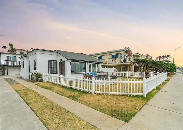 Carlsbad Blvd Villa